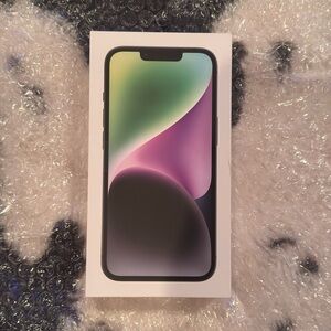 Apple iPhone 13, 6.1 in. Very good condition. No scratches or dings. Battery 93%